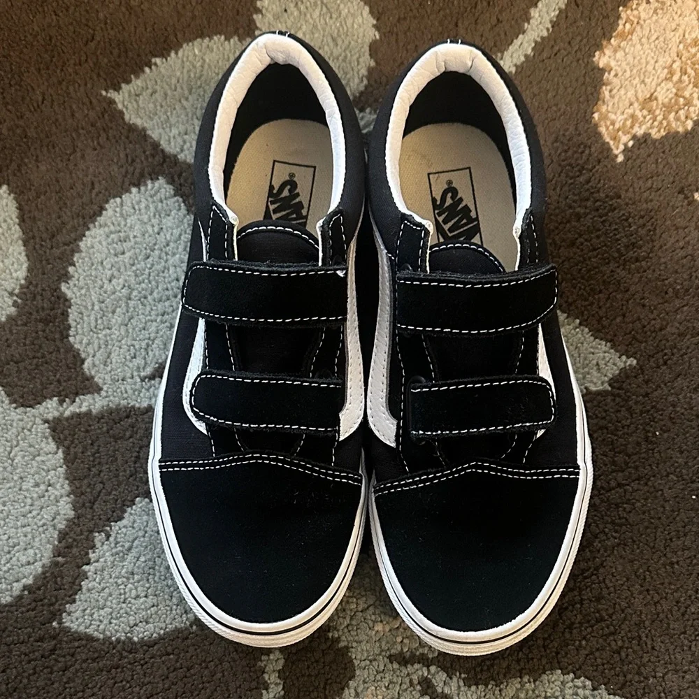 Vans Kids Black and White Velcro Old Skool Sneakers